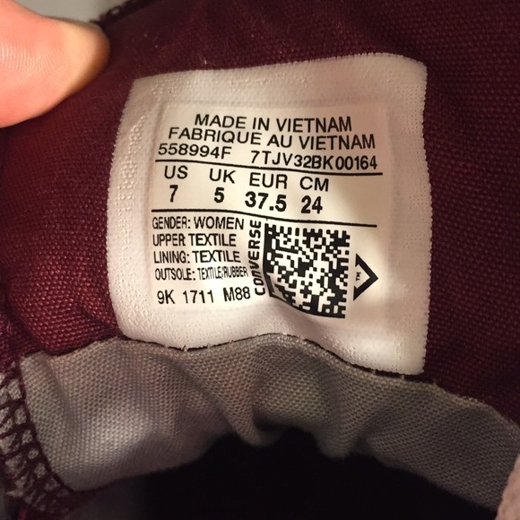 Converse shoes - Picture 4 of 6